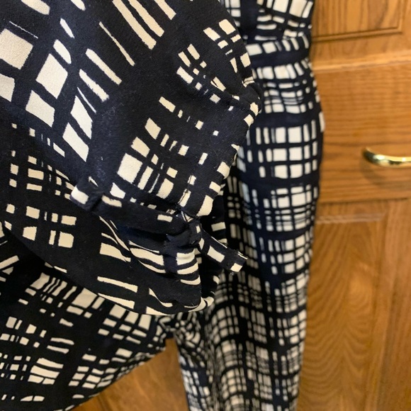 Madewell Jumpsuit • faux wrap • blue/white • pockets - Picture 6 of 6